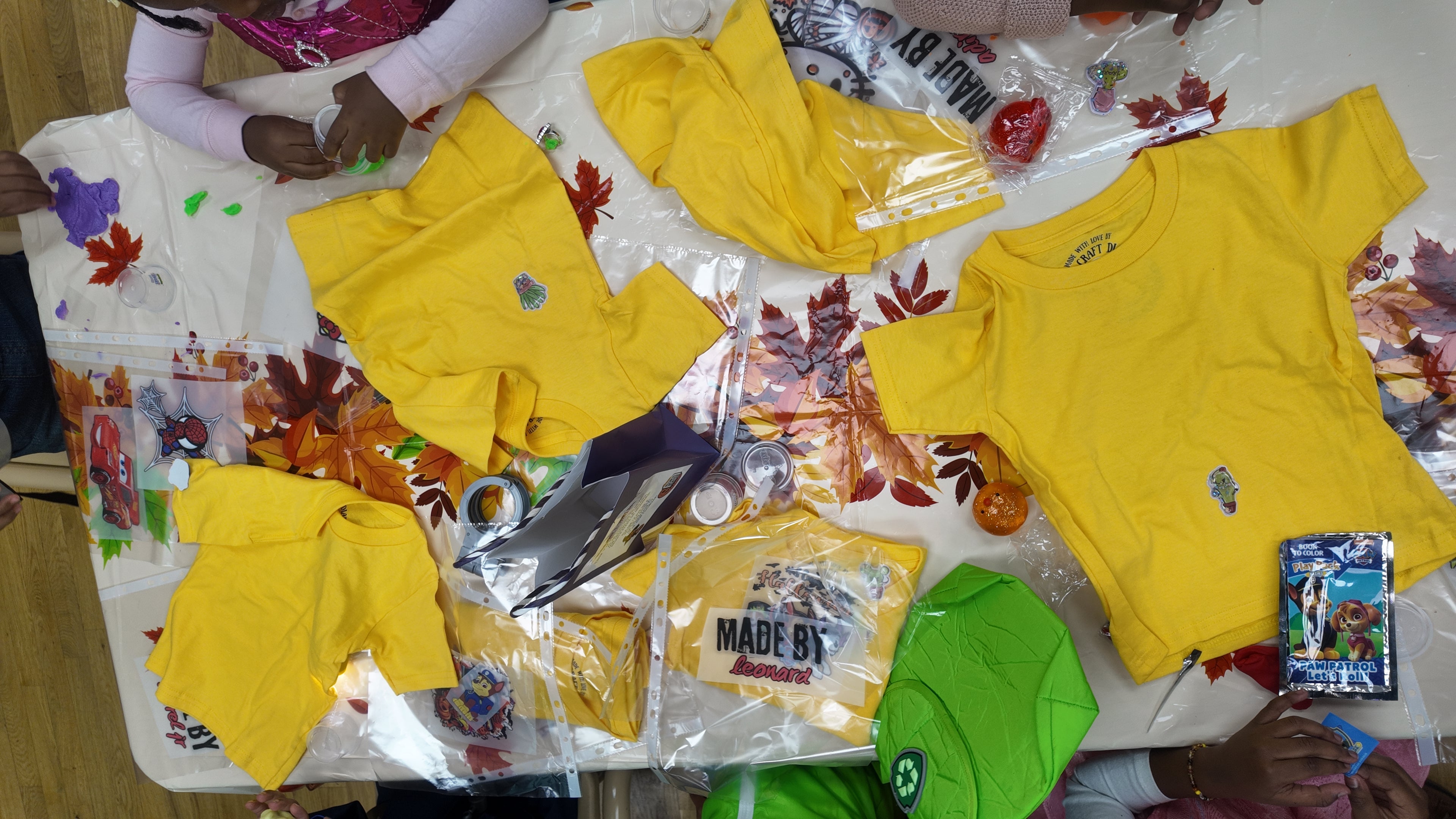 The Creative Tee Co. Kids T-shirt Bar