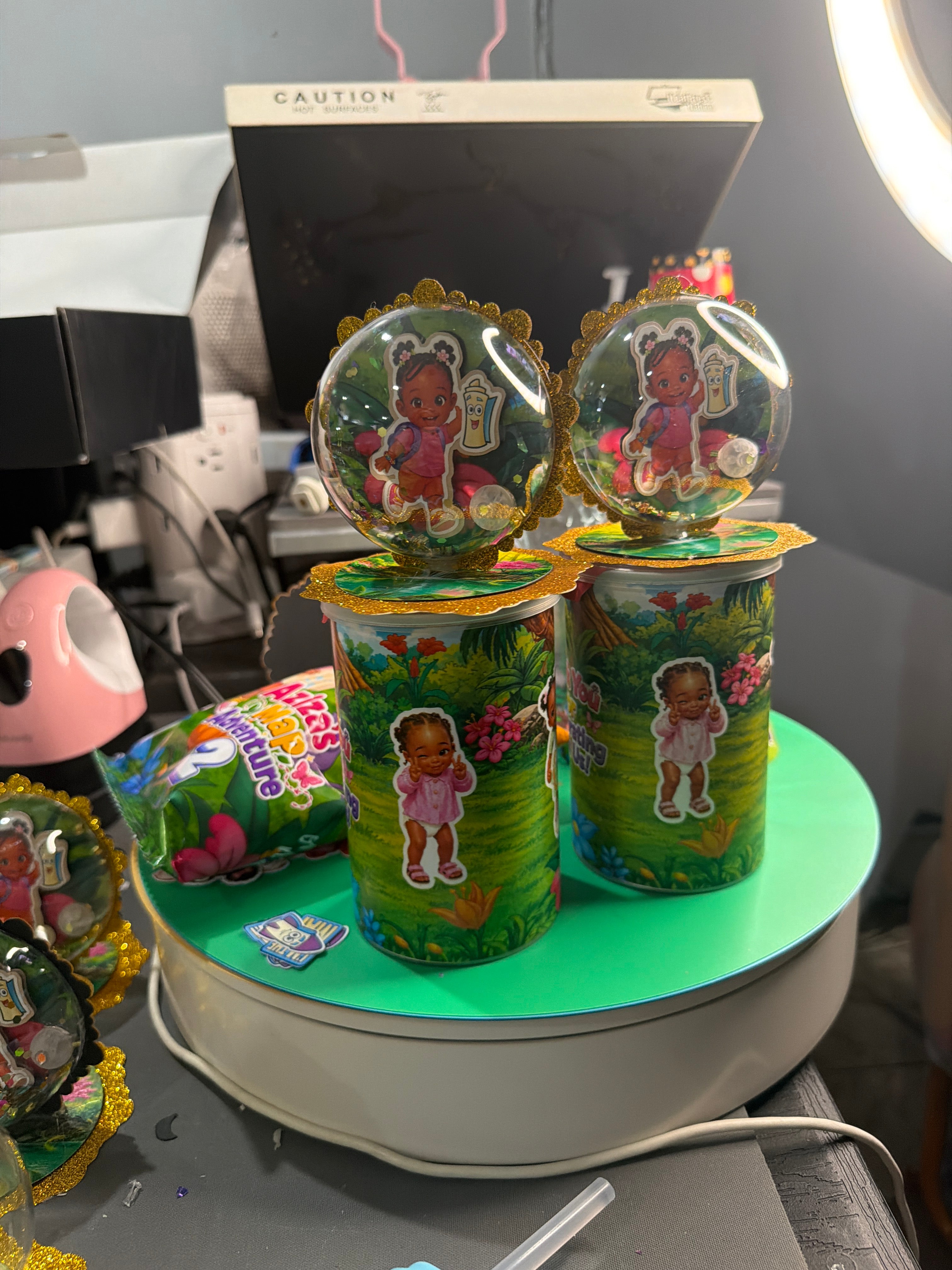 Luxury LED Peekaboo Chip Can Shaker Favors