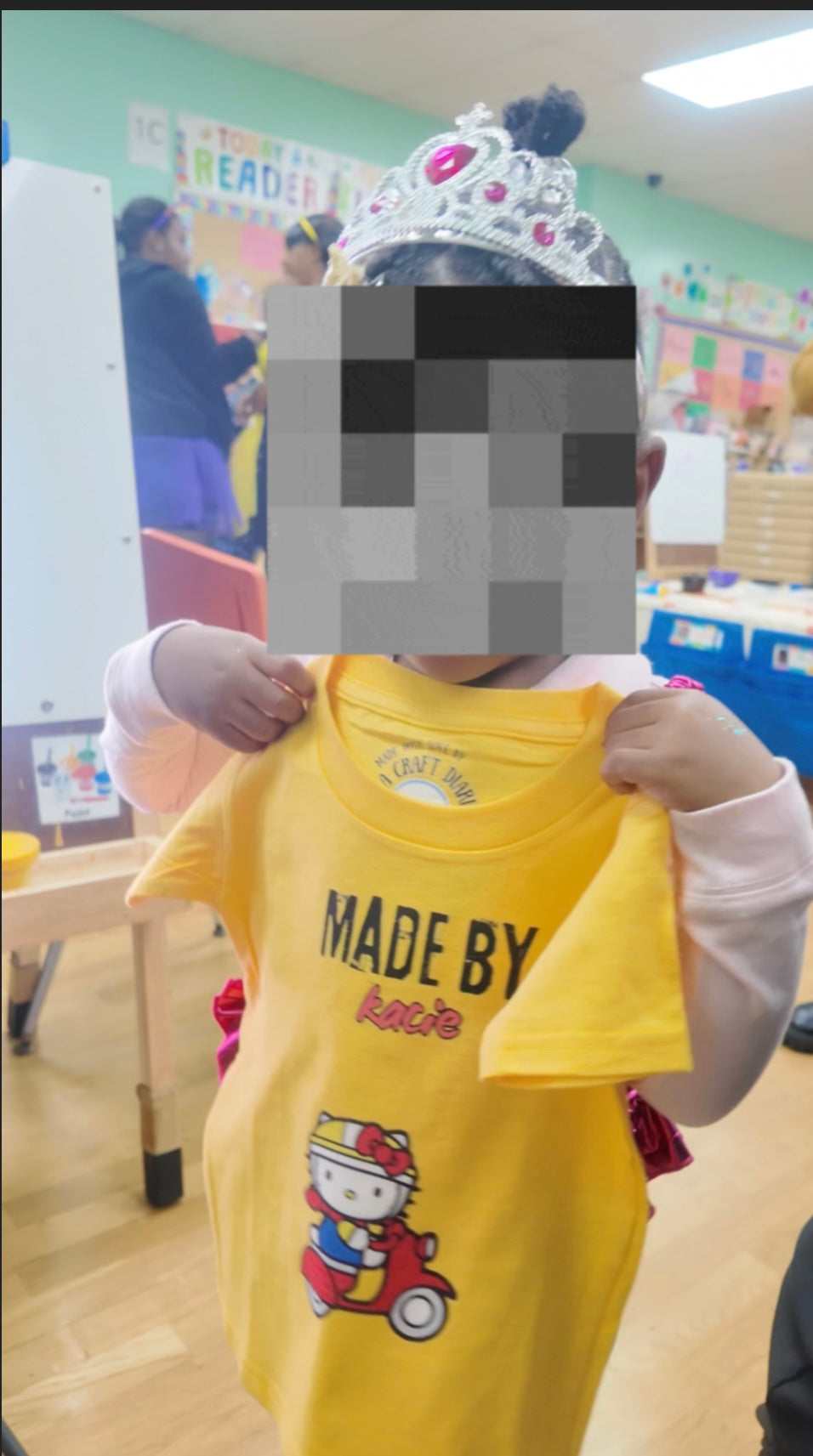 The Creative Tee Co. Kids T-shirt Bar