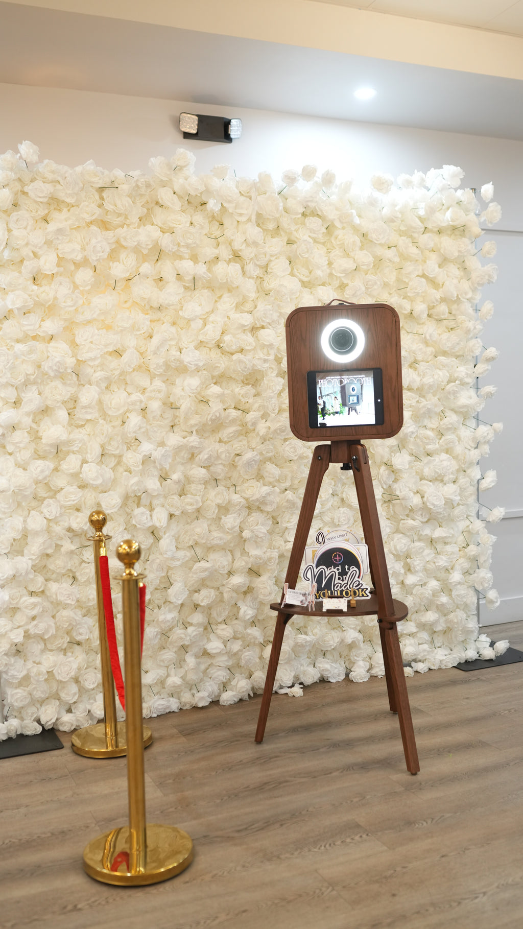 Oakwood DSLR Photo Booth Experience with Print