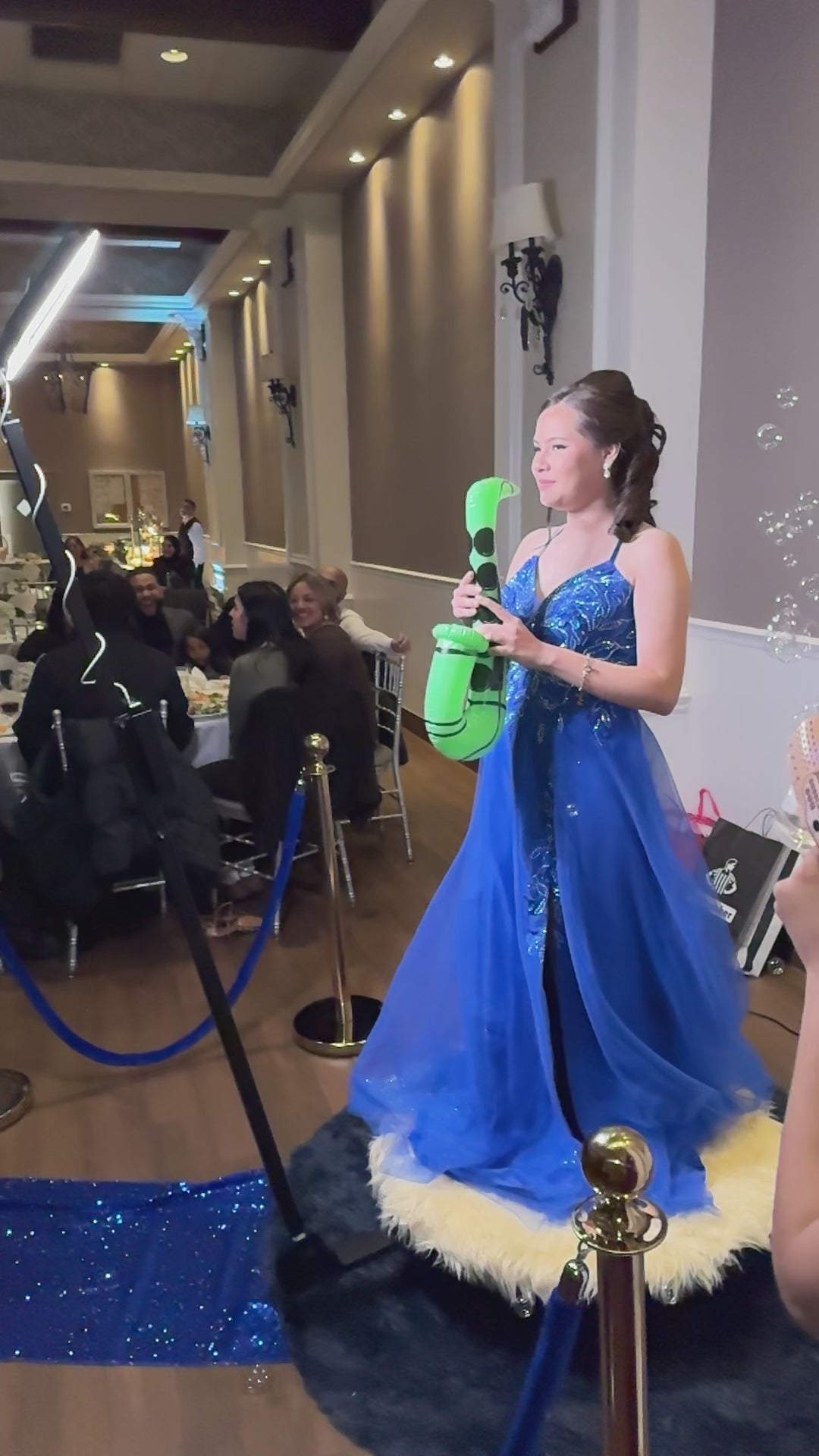 360 Spinning Photo Booth