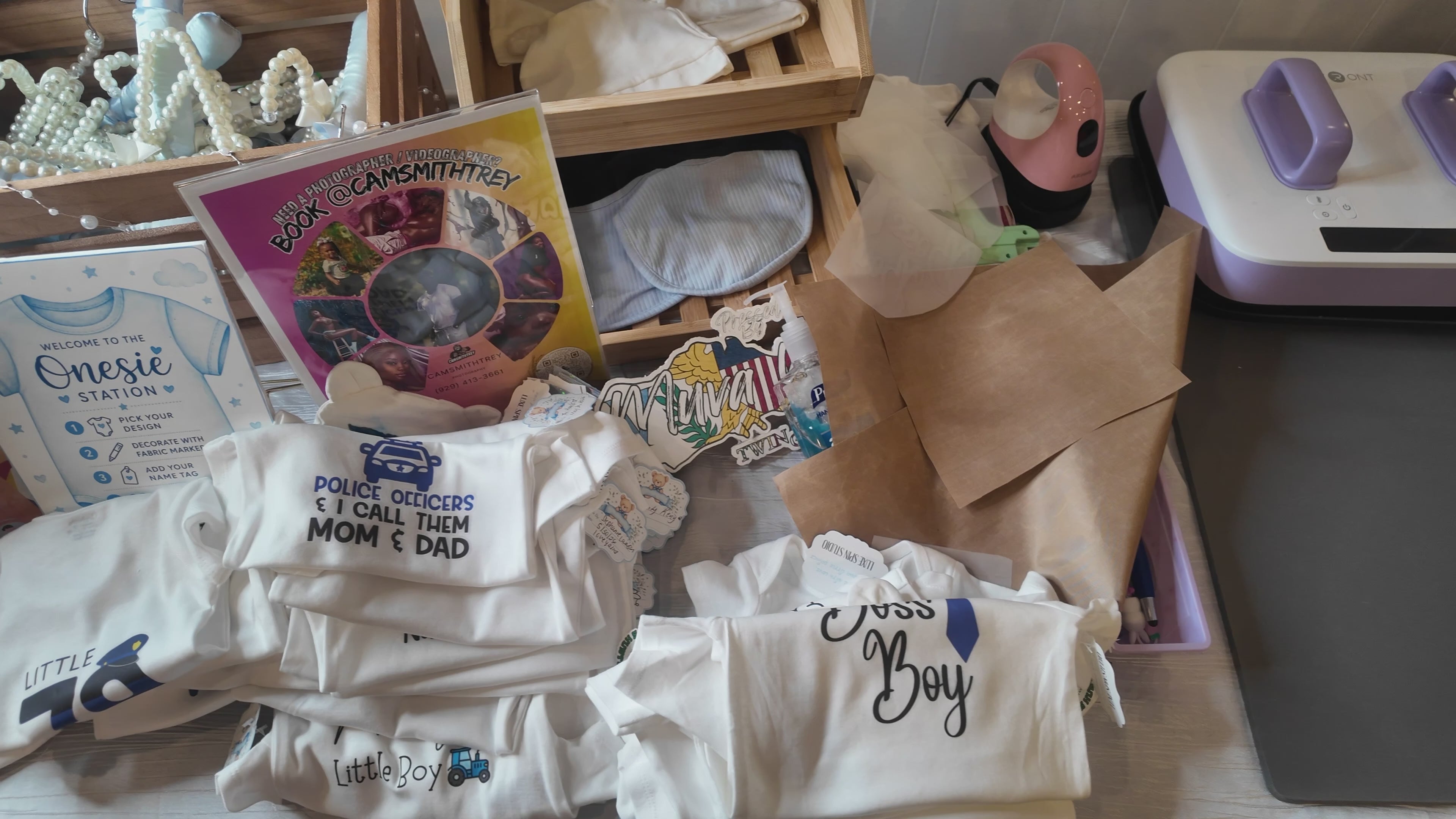 The Creative Co. Onsie Bar